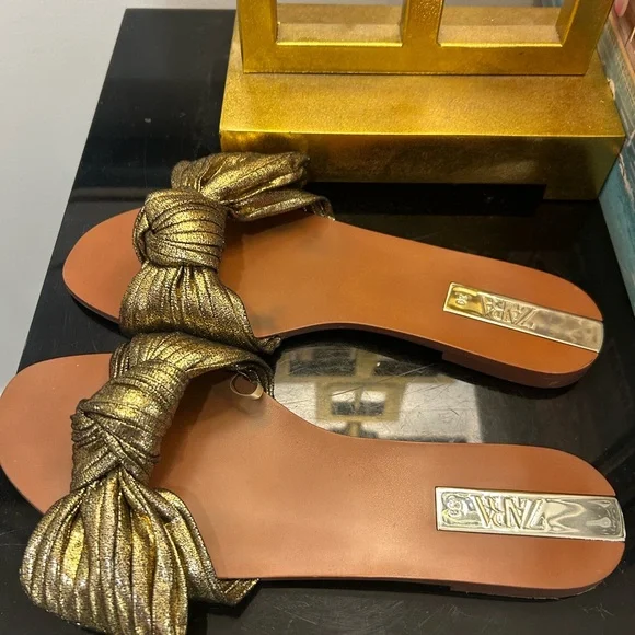Zara Gold Bow Slide Sandals - Picture 3 of 4